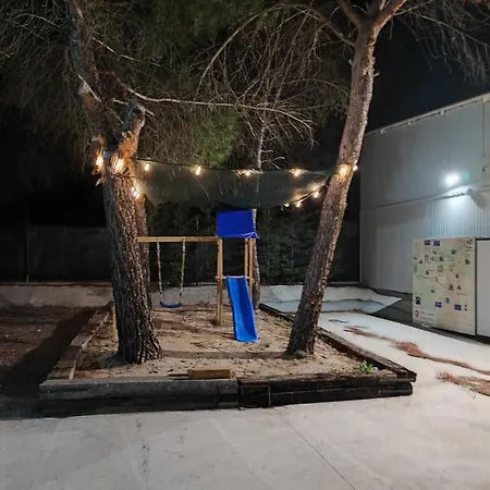 Casitas El Raso Holiday home Aldeamayor de San Martin