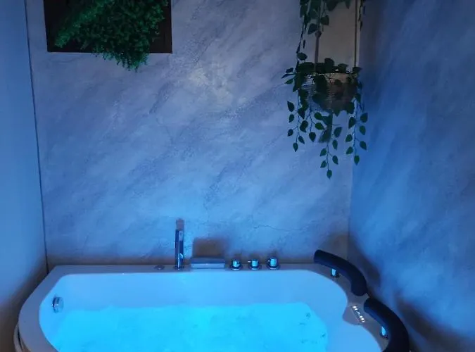 펜션 Casitas El Raso Aldeamayor de San Martin